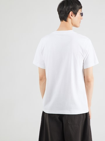 T-Shirt new balance en blanc