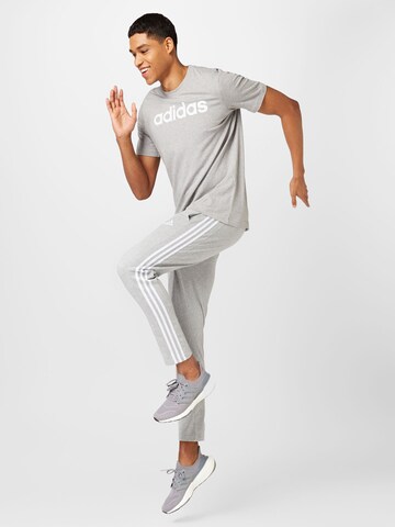 ADIDAS SPORTSWEAR Funkční tričko 'Essentials' – šedá