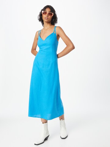 Laagam Kleid in Blau