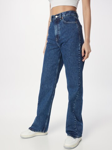 Dr. Denim Широки крачоли Дънки 'Echo Spiral Cut' в синьо: отпред