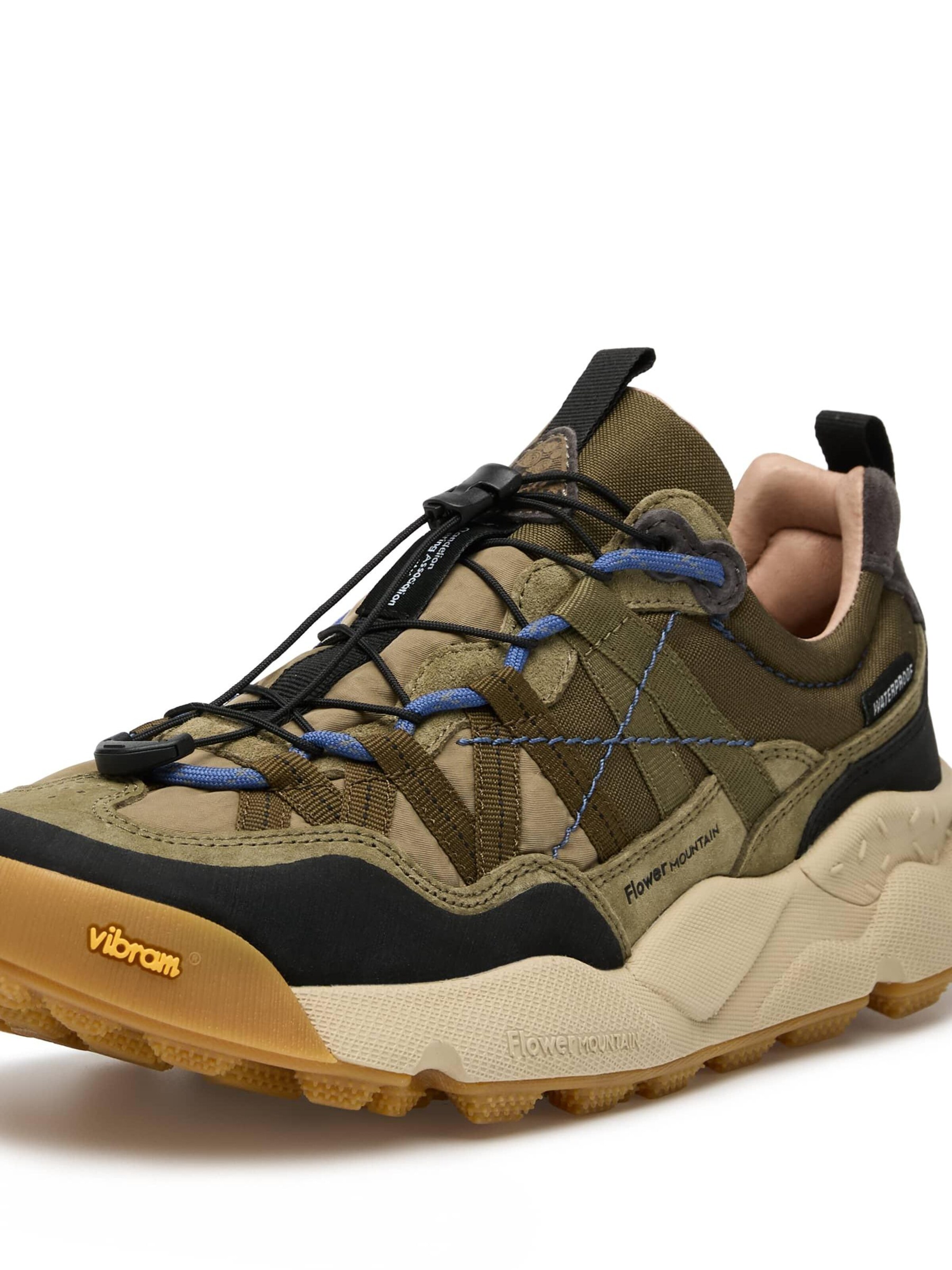 Baskets basses 'IWANO 2 UNI' Flower Mountain en vert