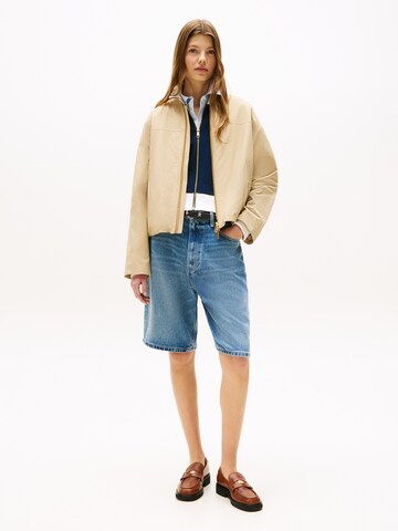 TOMMY HILFIGER Φθινοπωρινό και ανοιξιάτικο μπουφάν σε μπεζ