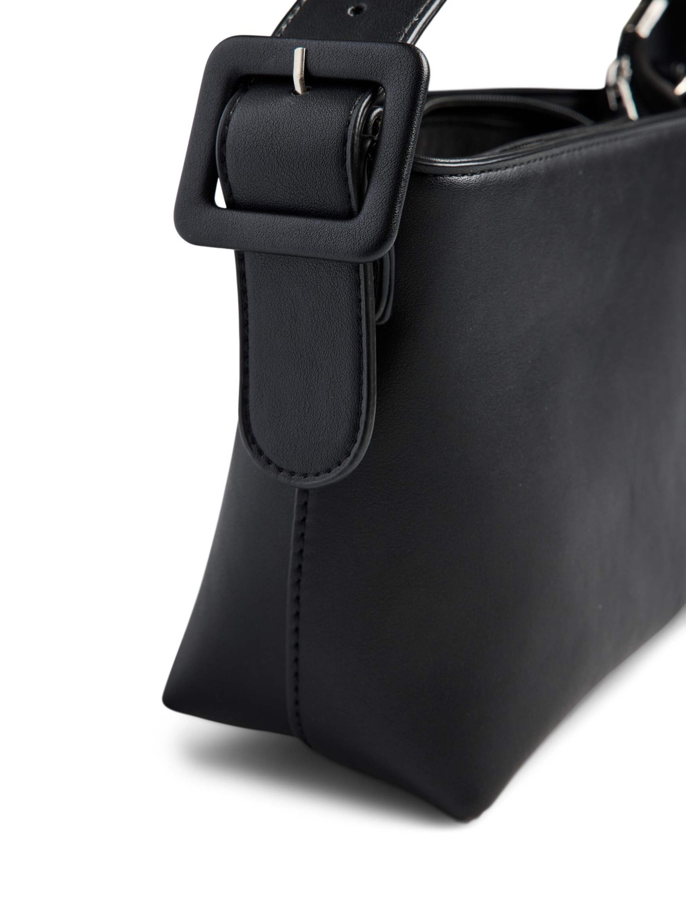 juoda PIECES Rankinė