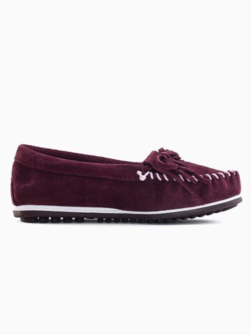 Minnetonka Mocassins 'Kilty plus' in Rood