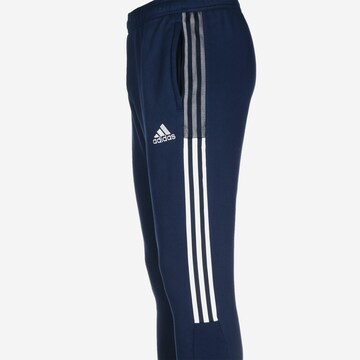 zils ADIDAS SPORTSWEAR Pakapēniski sašaurināts piegriezums Sporta bikses 'Tiro 21 Sweat'