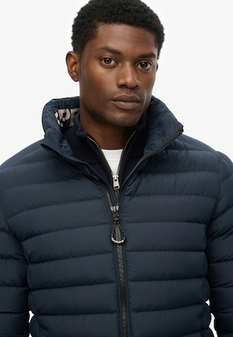 Veste d’hiver 'Fuji' Superdry en bleu