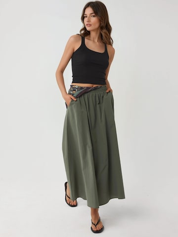 Busem - Top em preto