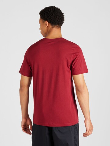 Nike Sportswear - Camisa 'CLUB+' em vermelho