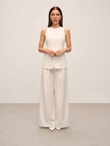 ORIMEI by Victoria Swarovski Широкий Брюки со складками в Белый