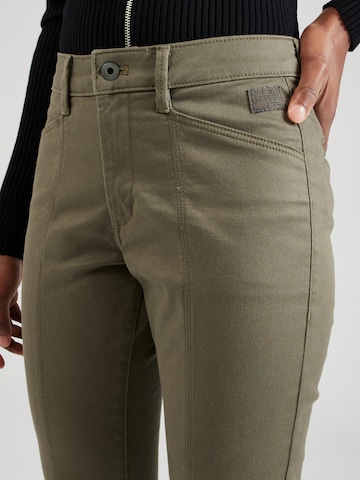 Slimfit Pantaloni di G-STAR in verde