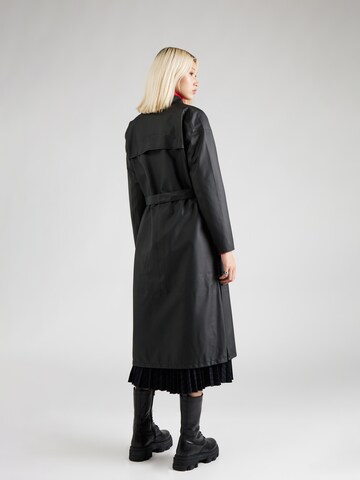 Stutterheim Between-seasons coat 'Kista' in Black