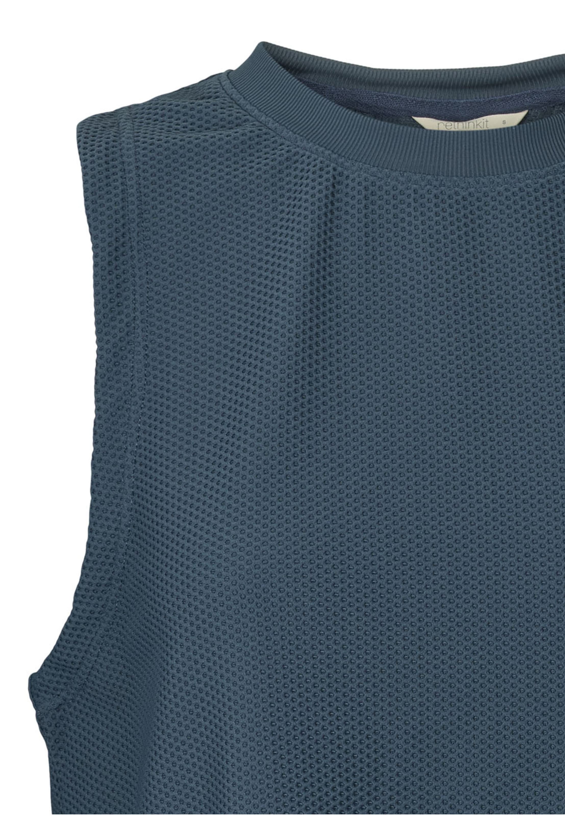 rethinkit studios Top  'Airflow' in Blau