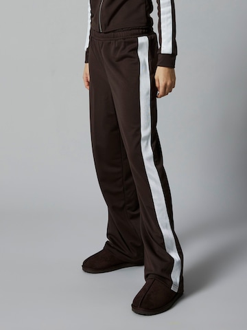 Wide Leg Pantalon NAME IT en marron : devant