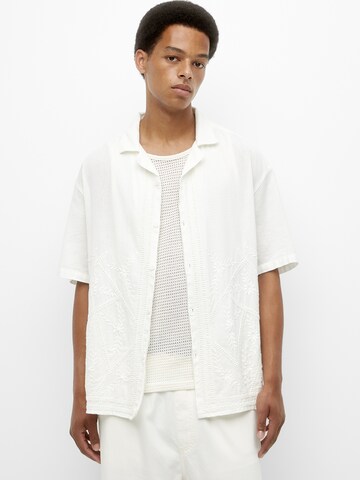 Pull&Bear Regular Fit Hemd in Weiß: Vorderseite