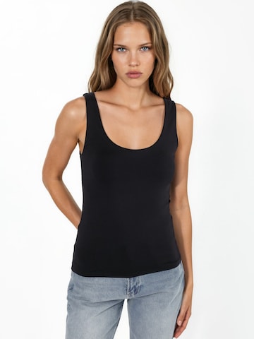 Top di Busem in nero