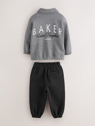 Baker by Ted Baker Set in Grau