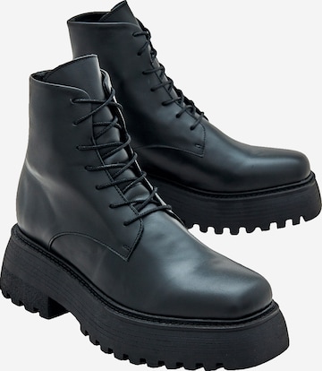 EDITED Stiefeletten 'Ivera' in Schwarz