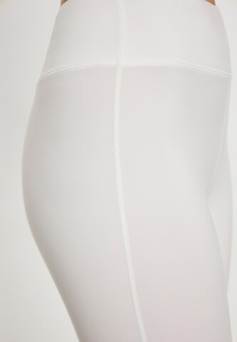 IZIA Skinny Leggings in White