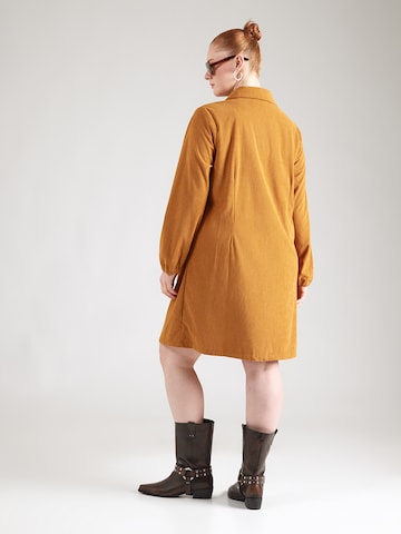 ONLY Carmakoma Μπλουζοφόρεμα 'CARMAKINTA' σε καφέ