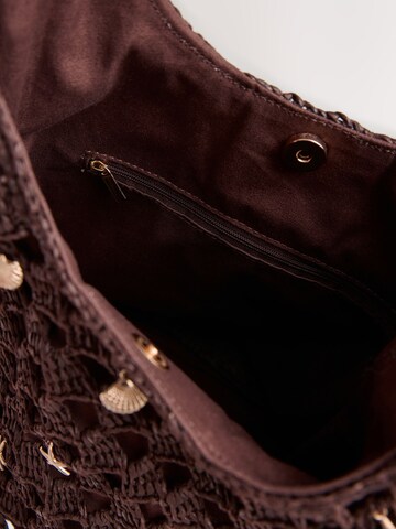 Next Schultertasche in Braun