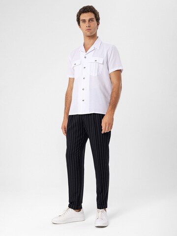 Coupe regular Chemise Antioch en blanc