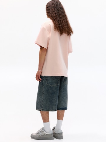 Pull&Bear T-Shirt in Pink