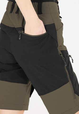 Whistler Regular Outdoorshorts 'Kodiak' in Grün