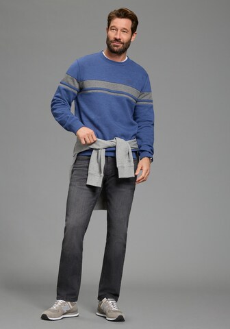 Man's World Sweatshirt in Blue