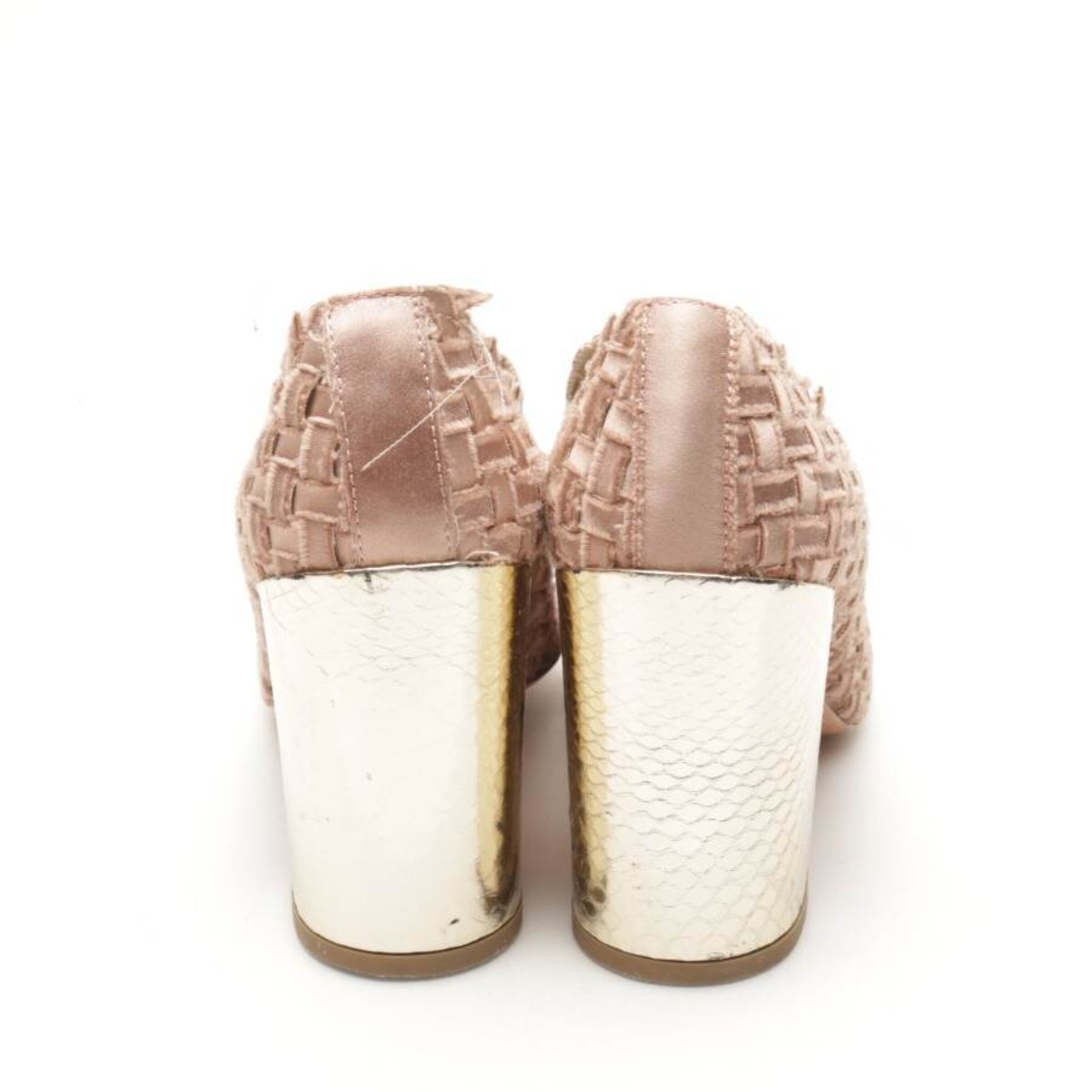 Attilio Giusti Leombruni Pumps 39 in Gold