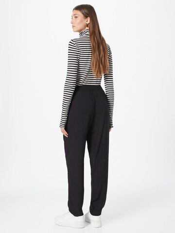 s.Oliver Tapered Broek in Zwart