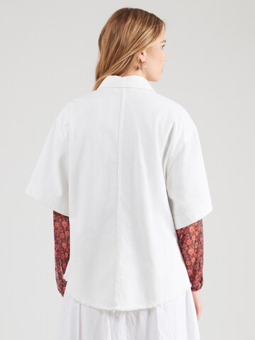 Chemisier & Other Stories en blanc