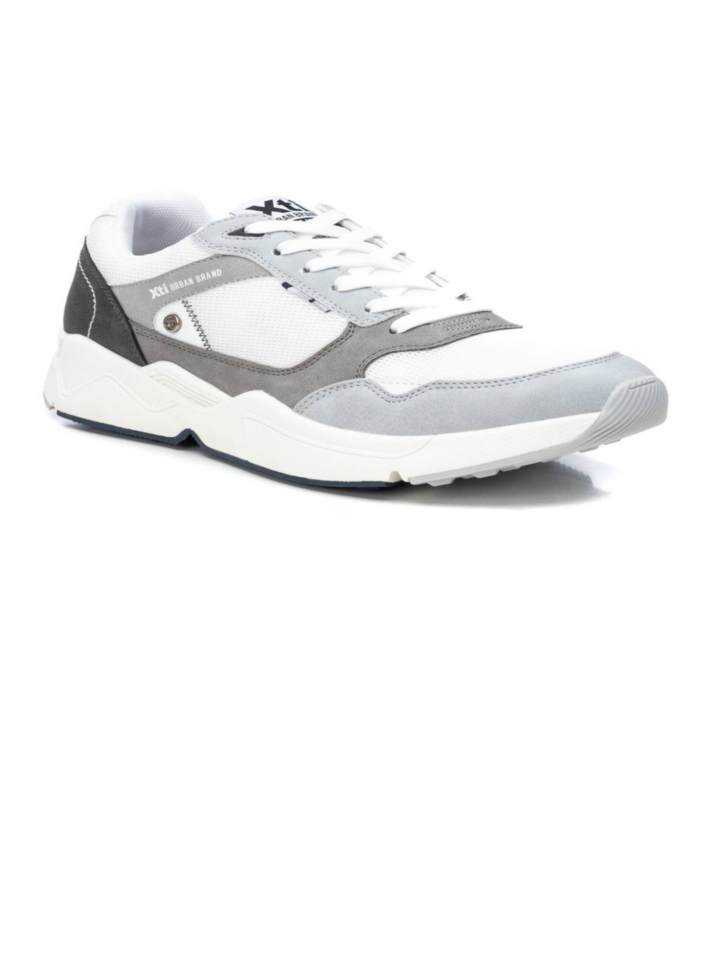 Sneaker bassa di Xti in grigio: frontale