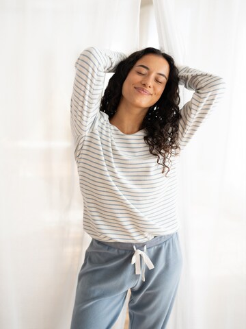 By Louise Pyjama in Wit