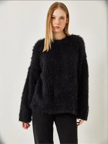 Bianco LucciPulover 'Pullover' - crna boja