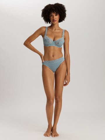 Hanro Mini Slip ' Moments ' in Blau