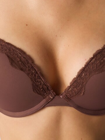 Penti Koszulkowy Biustonosz 'BHs & Bralettes' w kolorze brązowy