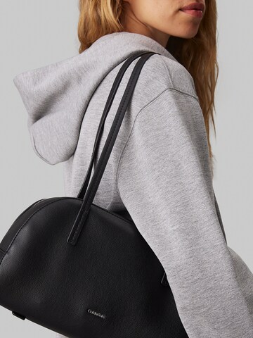 Calvin Klein Tasche in Schwarz