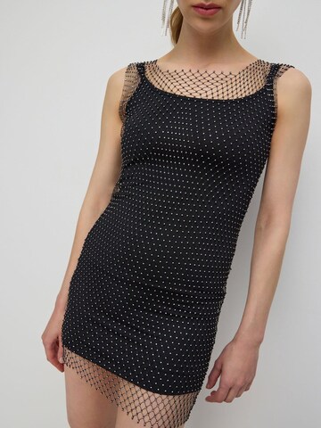 No Matter What Kleid in Schwarz