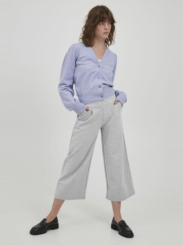 Wide leg Pantaloni con pieghe 'Kate' di ICHI in grigio
