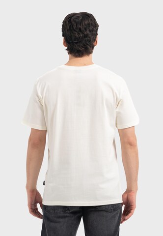Oldskull Shirt 'Asian Kimono Racing Club Graphic' in Wit