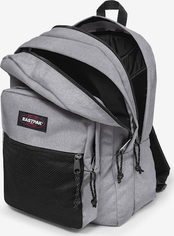 EASTPAK Batoh 'Pinnacle' - Sivá: predná strana