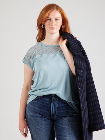 Tricou 'CARFLAKE' de la ONLY Carmakoma pe albastru: față