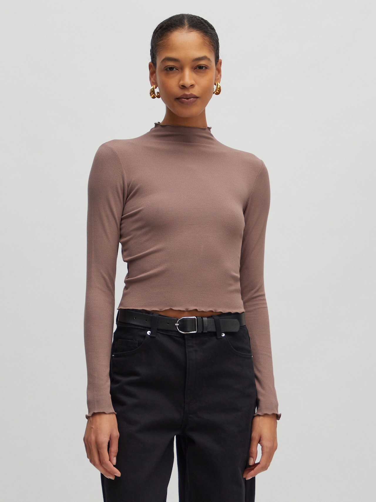 EDITED Producten Shirt 'Daniela' Bruin