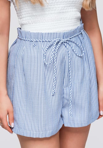 Ombre Regular Shorts in Blau