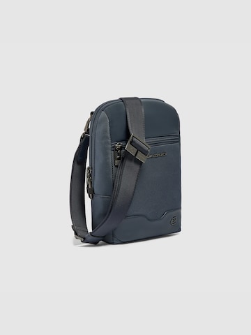 Piquadro Schoudertas in Blauw
