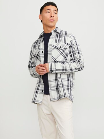 JACK & JONES - Ajuste confortable Camisa 'Roy' en blanco: frente