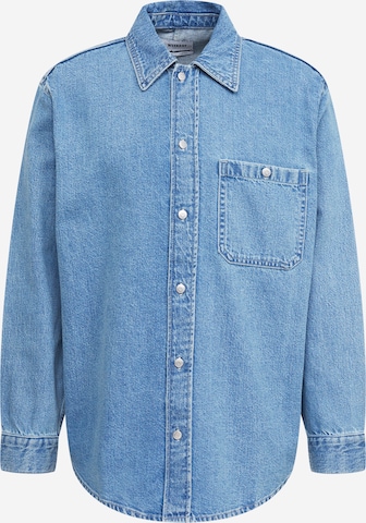 WEEKDAY Button Up Shirt 'Levetate' in Blue: front