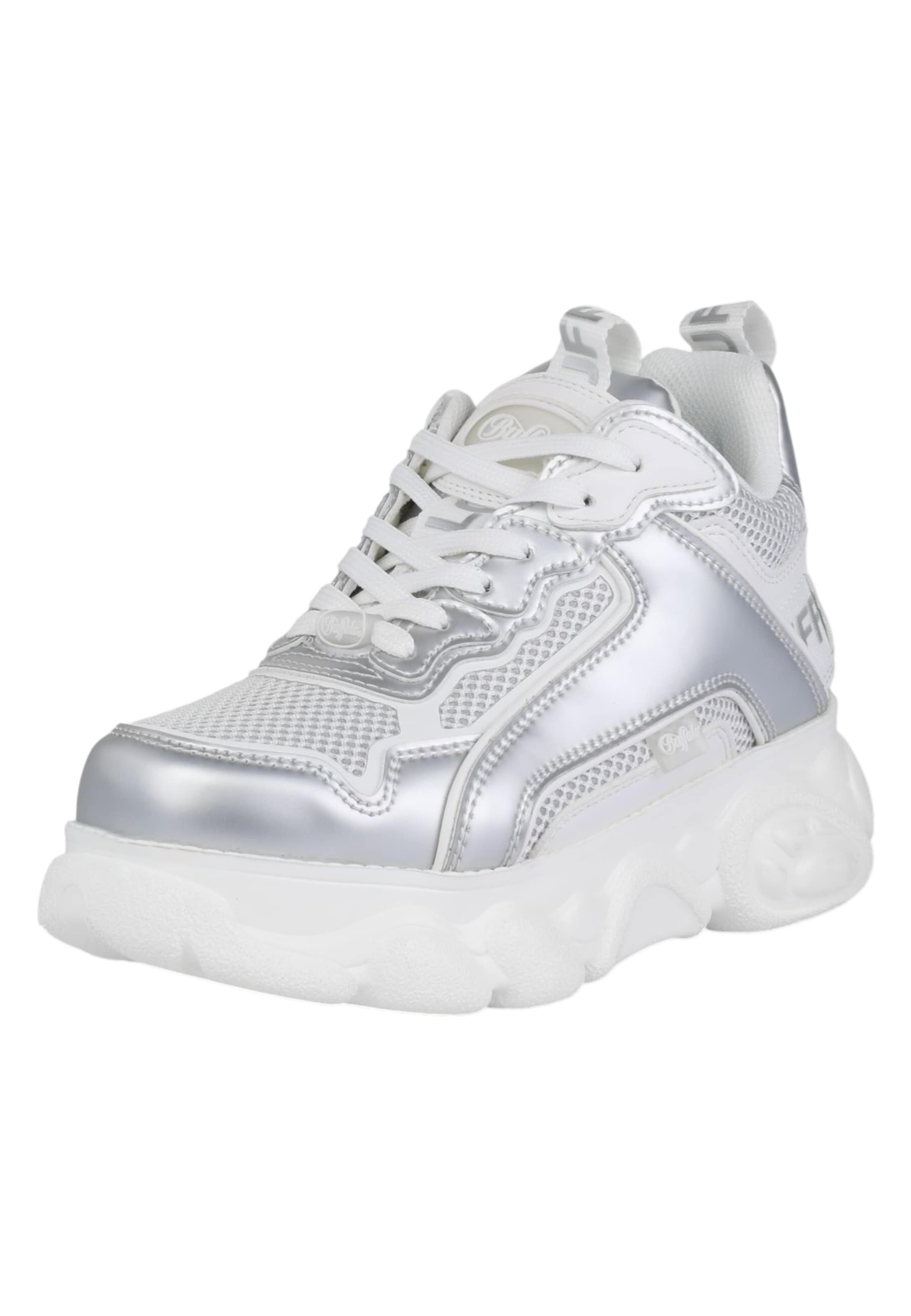 BUFFALO Baskets basses en argent, Vue avec produit