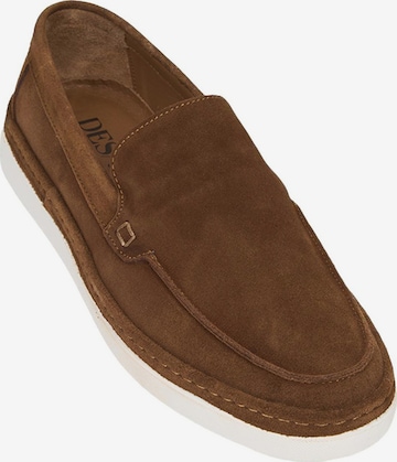 Desa - Zapatillas 'Slipper' en marrón: frente