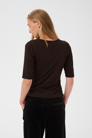 Part Two - Blusa en marrón